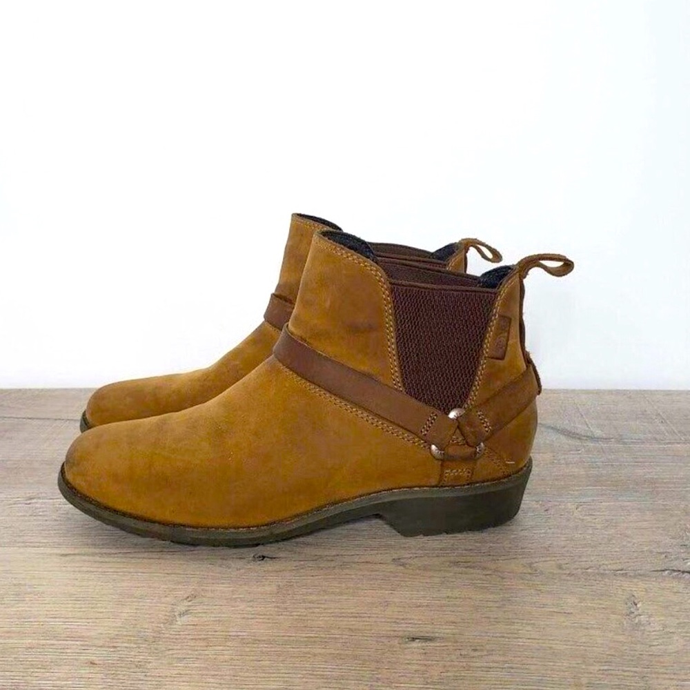 Teva De La Vina Dos Chelsea Ankle Leather Booties